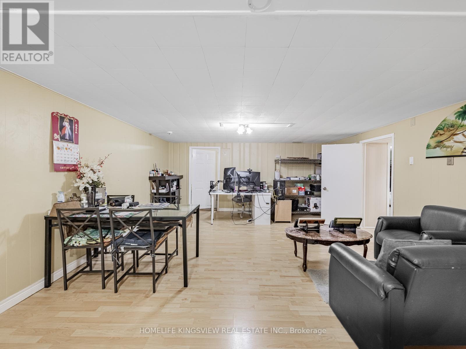 94 Silverstone Drive, Toronto, Ontario  M9V 3G5 - Photo 29 - W12678524