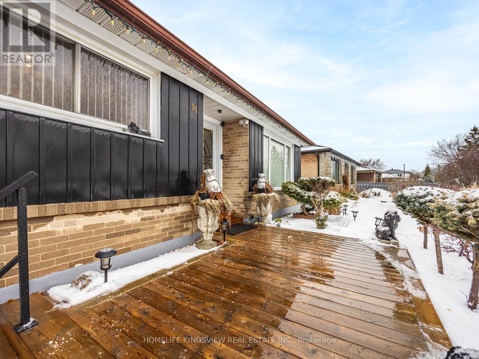 94 Silverstone Drive, Toronto, Ontario  M9V 3G5 - Photo 3 - W12678524