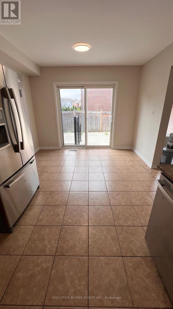 58 Bleasdale Avenue, Brampton, Ontario  L7A 0R7 - Photo 13 - W12678530