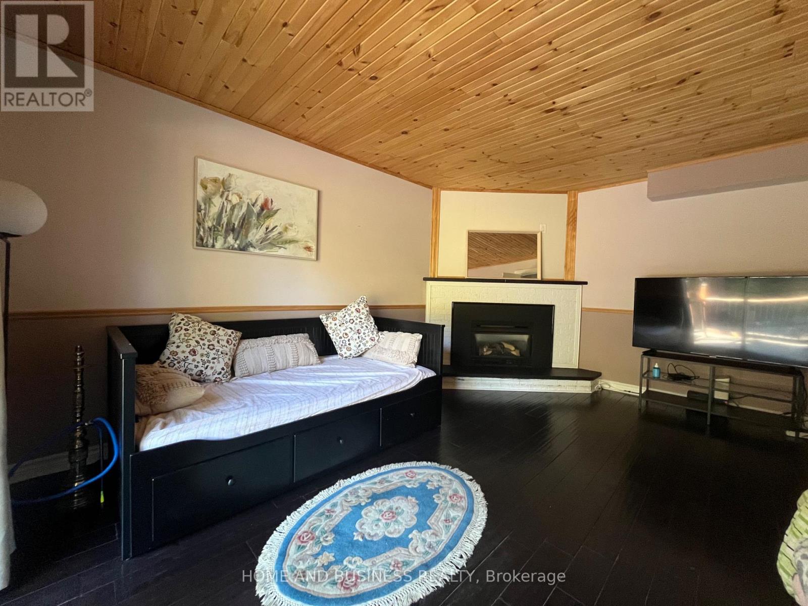 2639 Hayford Court, Mississauga, Ontario  L5K 1P8 - Photo 18 - W12678532