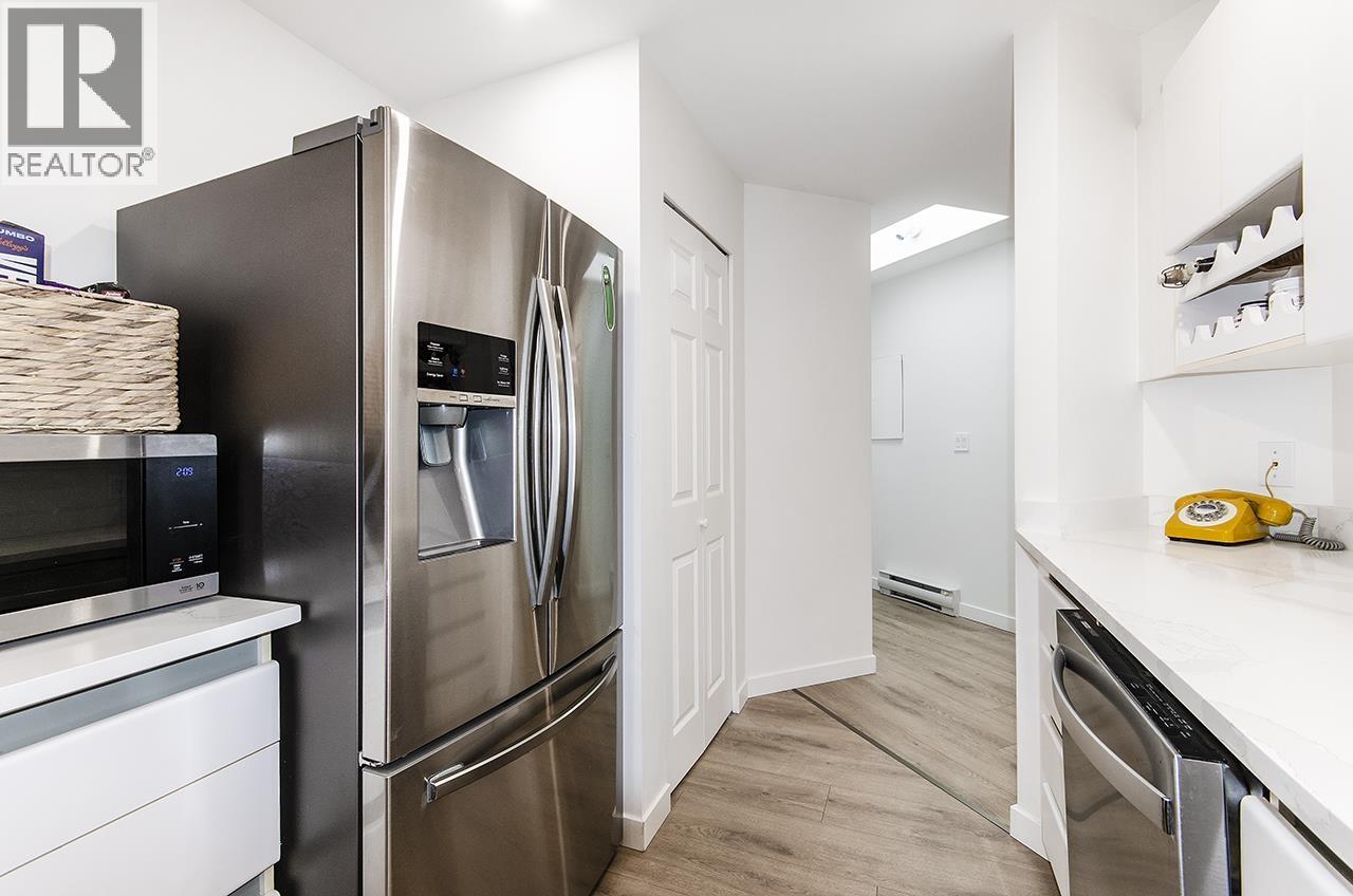 406 2975 Princess Crescent, Coquitlam, British Columbia  V3B 7N3 - Photo 5 - R3075671