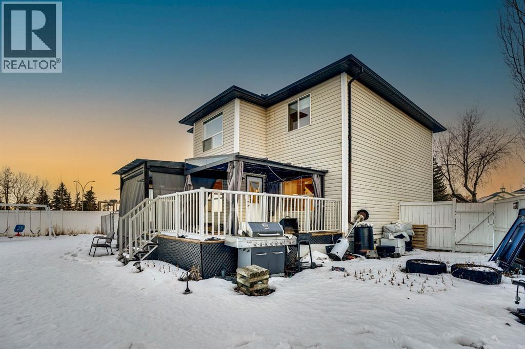 58 Lakeview Bay, Chestermere, Alberta  T1X 1G9 - Photo 43 - A2276317