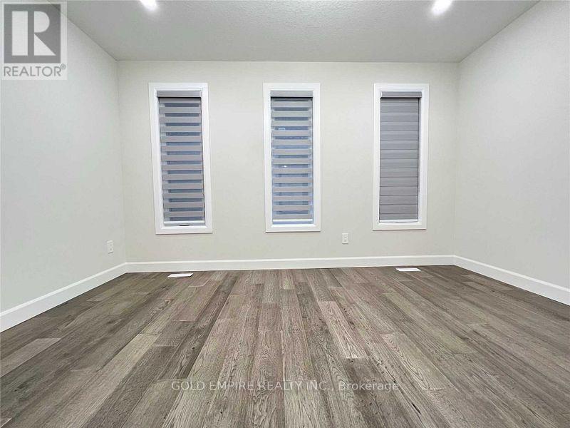 1919 Fountain Grass Drive, London South, Ontario  N6K 4P9 - Photo 10 - X12666306