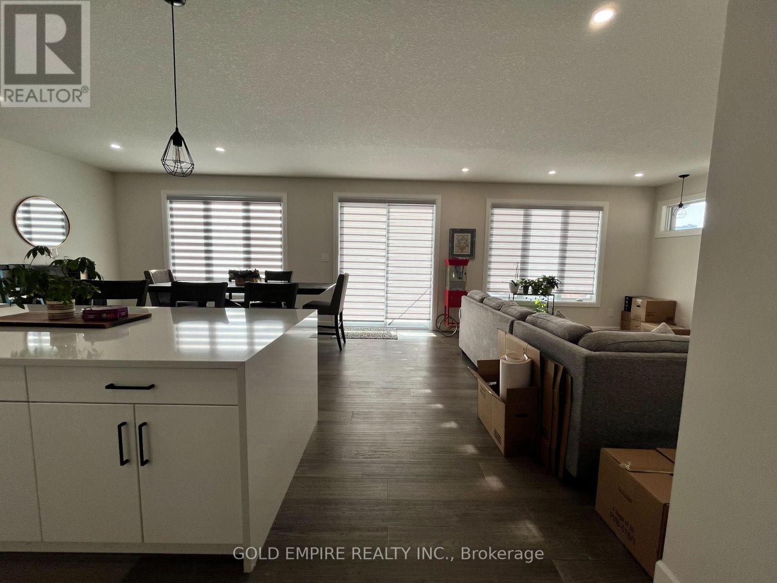 1919 Fountain Grass Drive, London South, Ontario  N6K 4P9 - Photo 26 - X12666306