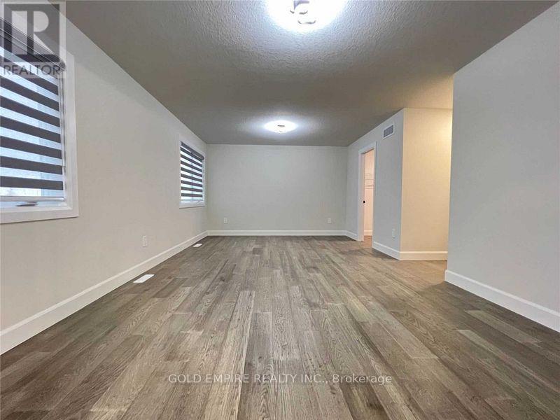 1919 Fountain Grass Drive, London South, Ontario  N6K 4P9 - Photo 33 - X12666306