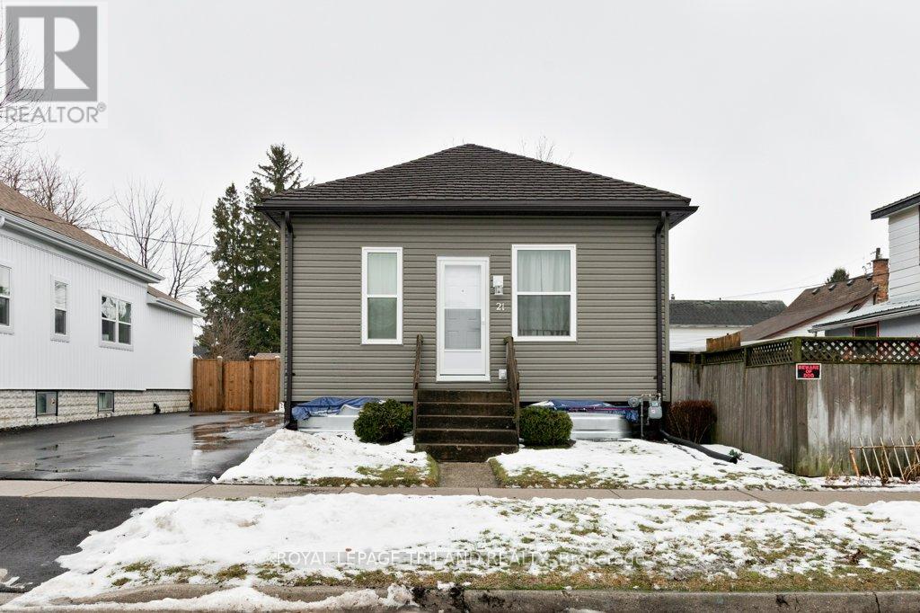 21 Mariam Street, St. Thomas, Ontario  N5P 1W9 - Photo 2 - X12678594