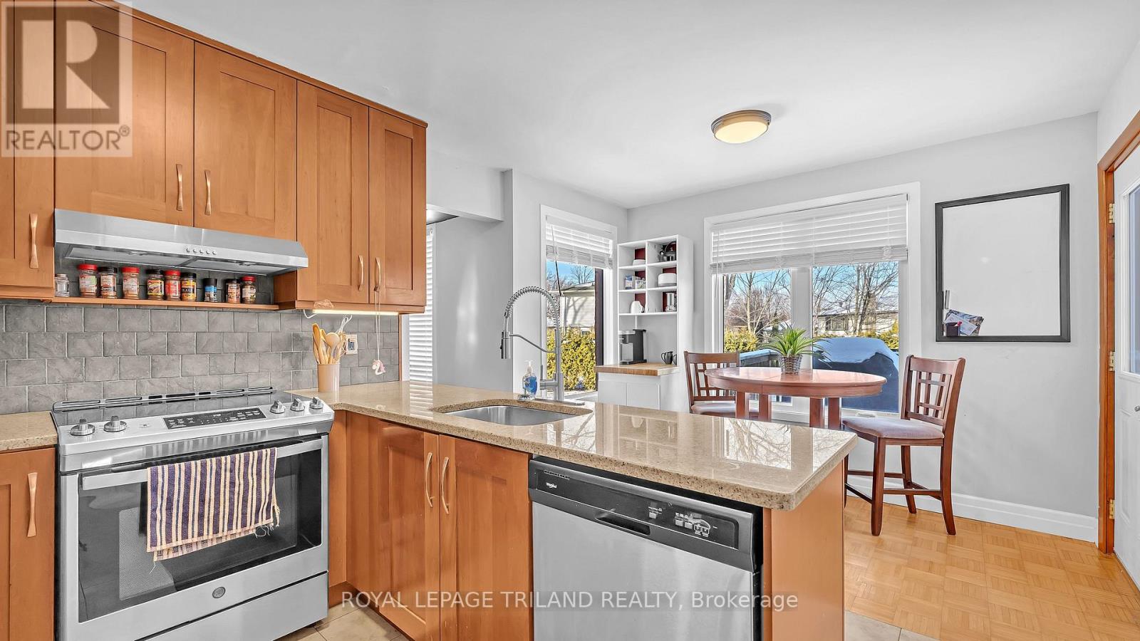 30 Sloane Crescent, London South, Ontario  N6E 3A5 - Photo 10 - X12678598