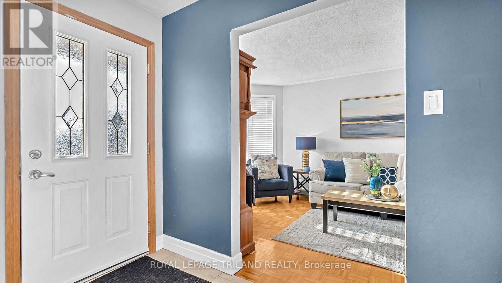 30 Sloane Crescent, London South, Ontario  N6E 3A5 - Photo 4 - X12678598