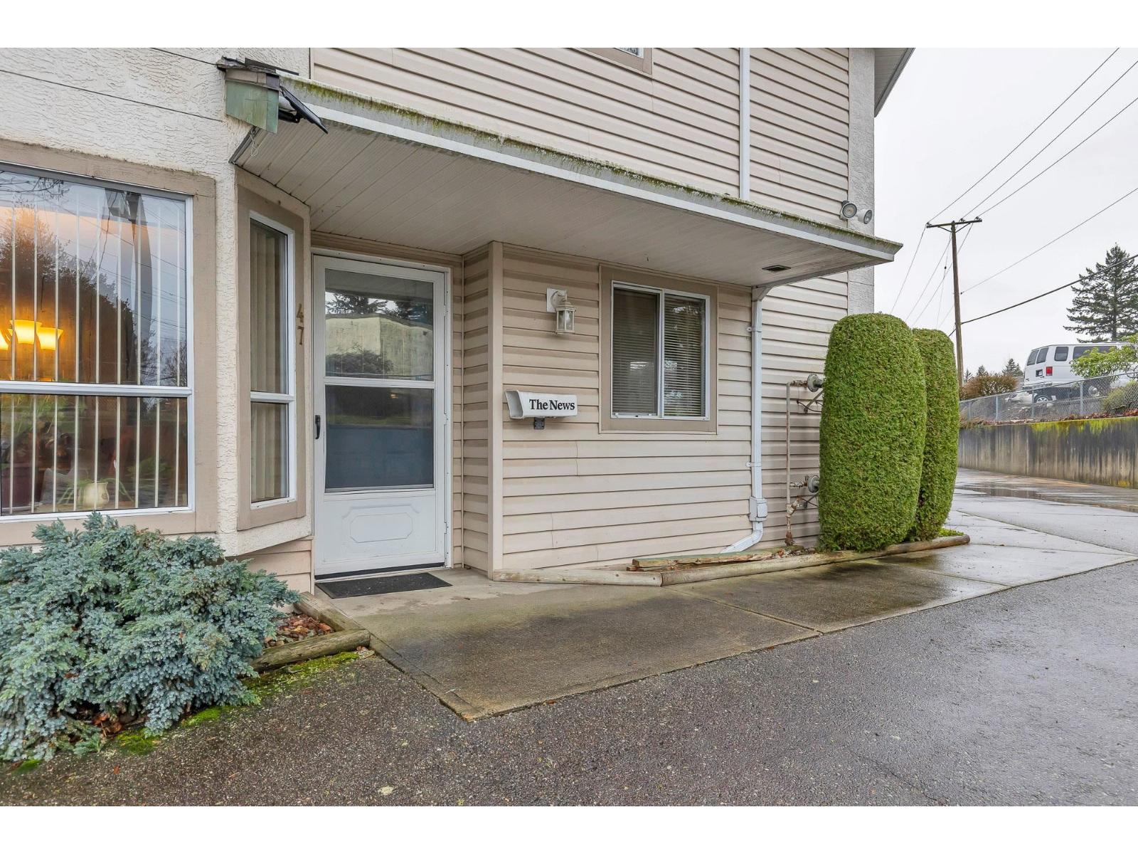 47 3380 Gladwin Road, Abbotsford, British Columbia  V2S 6W8 - Photo 3 - R3077153