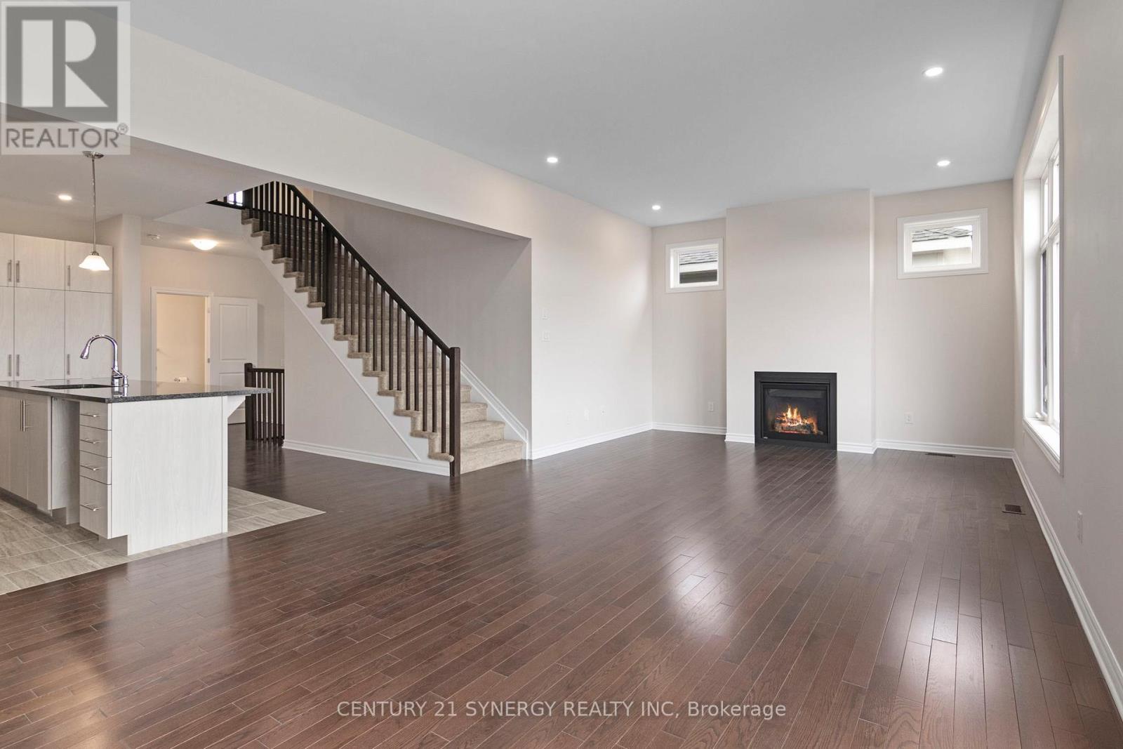 405 Ventoux Avenue, Ottawa, Ontario  K4A 5M1 - Photo 4 - X12678556