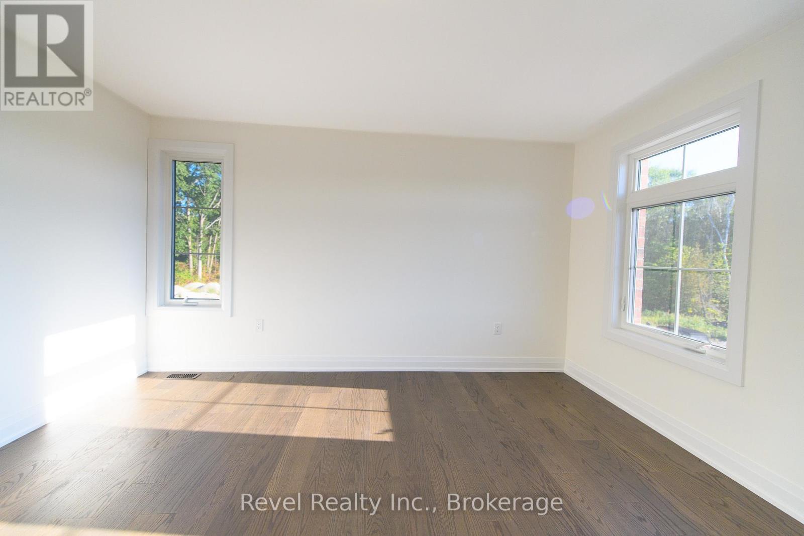 43 Joanne Crescent, Wasaga Beach, Ontario  L9Z 2N9 - Photo 10 - S12347775