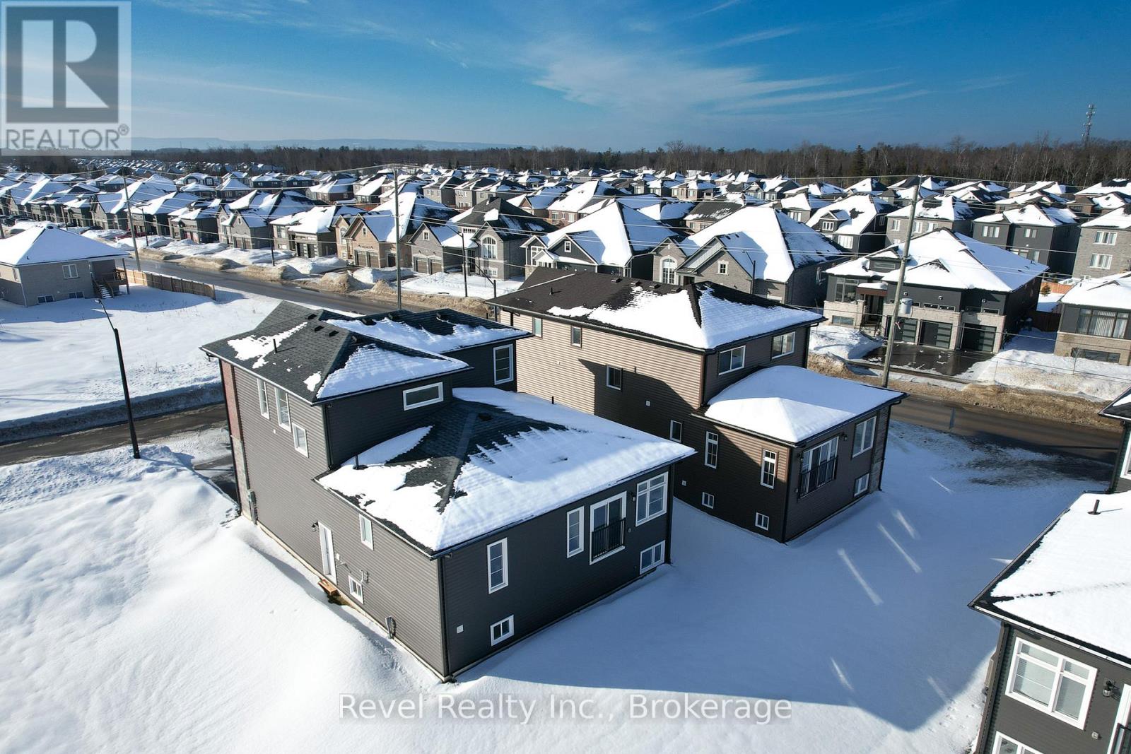 43 Joanne Crescent, Wasaga Beach, Ontario  L9Z 2N9 - Photo 15 - S12347775