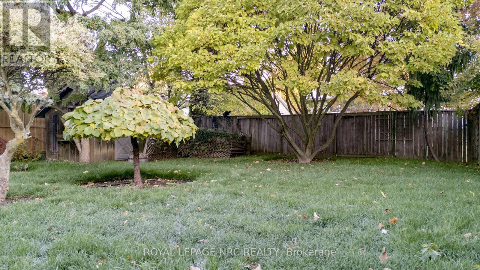 7061 Dolphin Street, Niagara Falls, Ontario  L2E 6Y3 - Photo 21 - X12678616