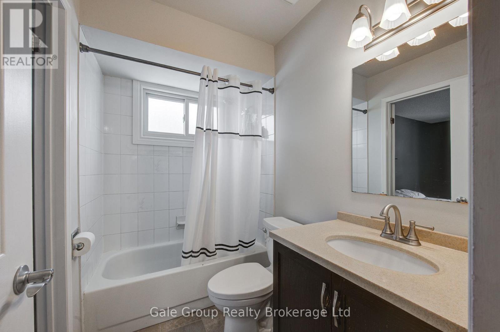 118 Canrobert Street, Woodstock, Ontario  N4S 8X5 - Photo 30 - X12678646