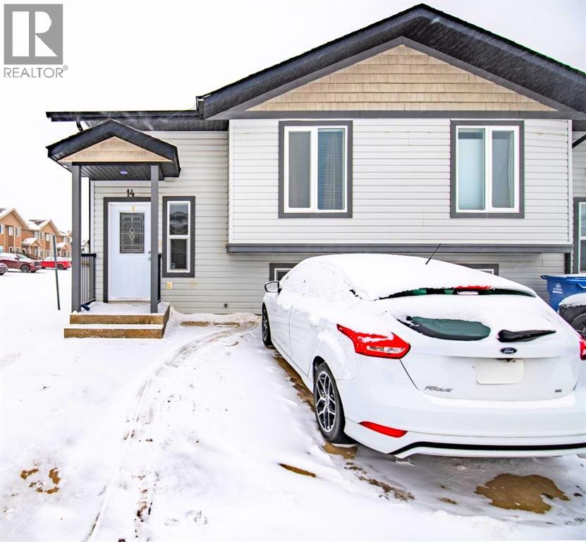 14 Winston Place, Blackfalds, Alberta  T4M 0K8 - Photo 1 - A2275130