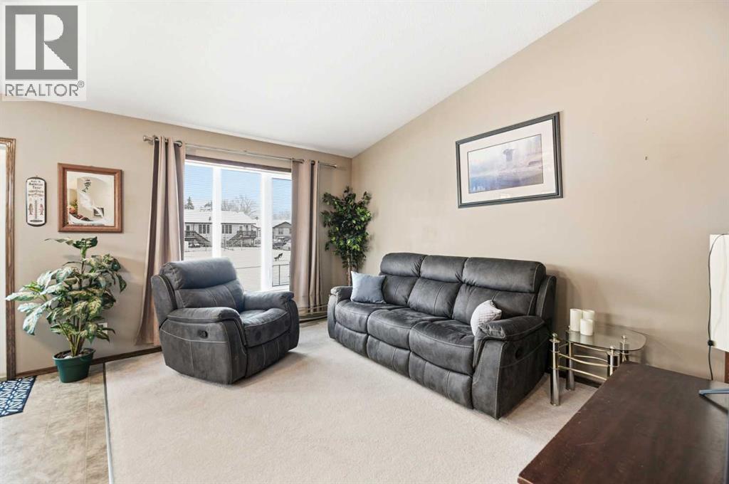 14 Winston Place, Blackfalds, Alberta  T4M 0K8 - Photo 9 - A2275130