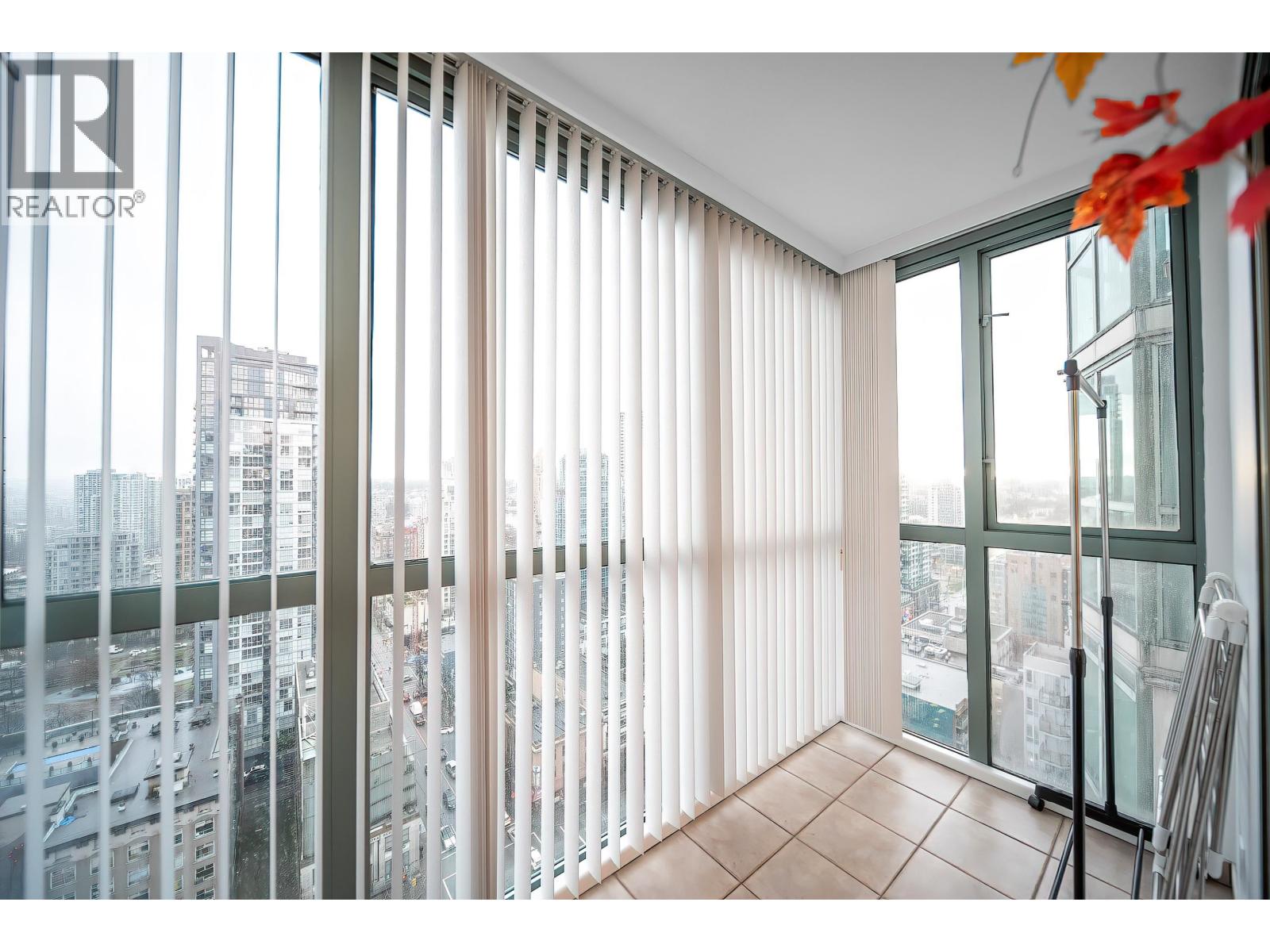 2303 1188 Howe Street, Vancouver, British Columbia  V6Z 2S8 - Photo 19 - R3077485