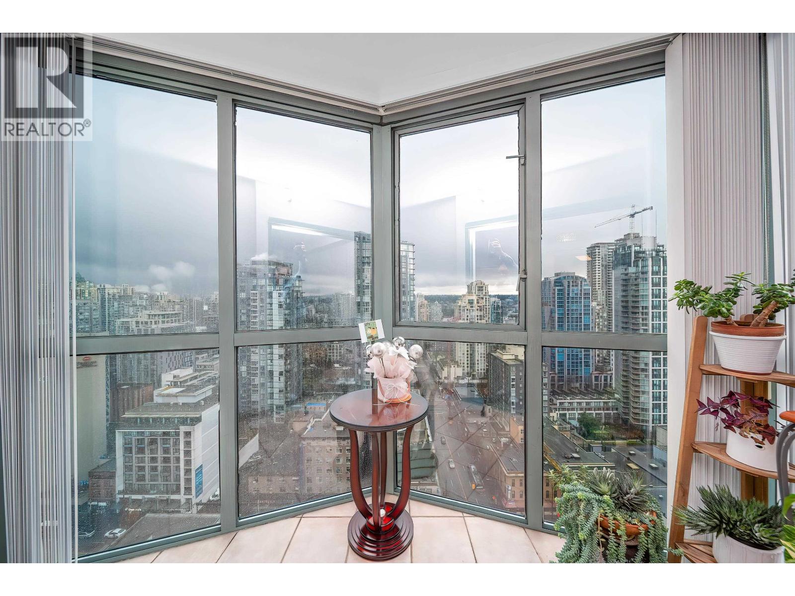 2303 1188 Howe Street, Vancouver, British Columbia  V6Z 2S8 - Photo 17 - R3077485