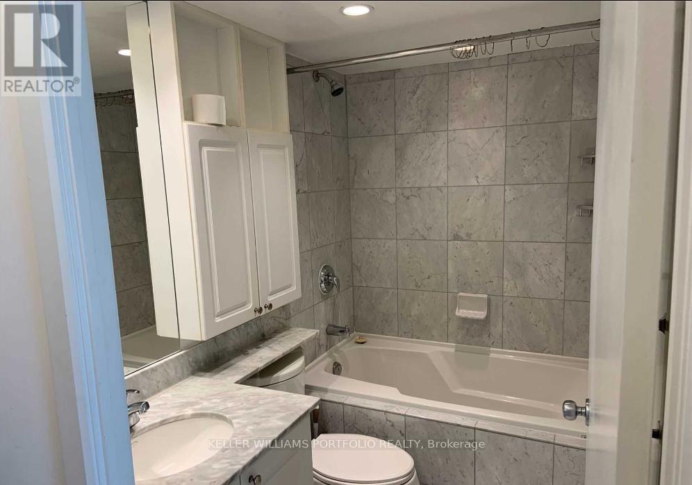 3209 - 8 Park Road, Toronto, Ontario  M4W 3S5 - Photo 6 - C12678546