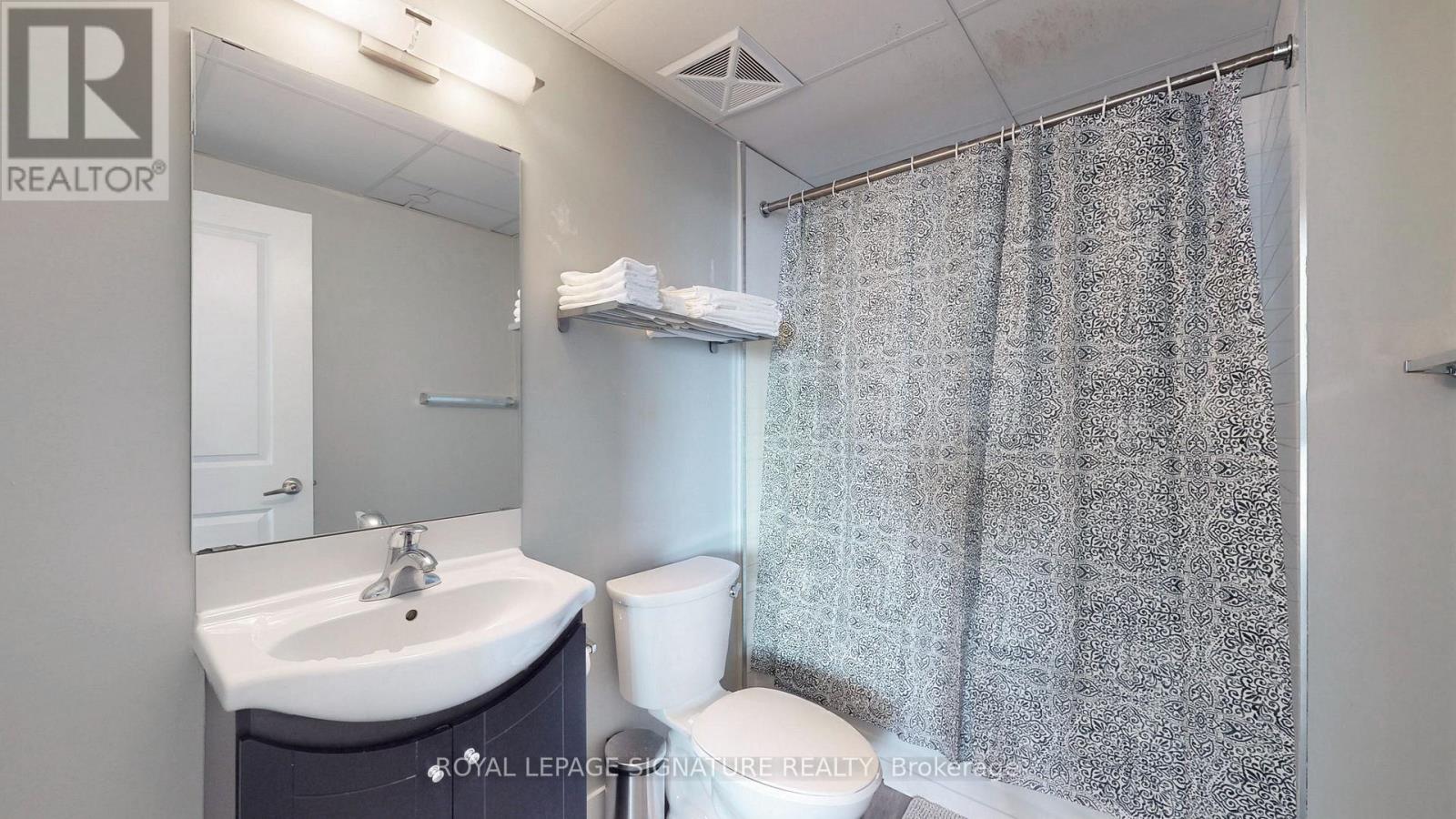 404 - 335 College Street, Toronto, Ontario  M5T 1S2 - Photo 15 - C12678568