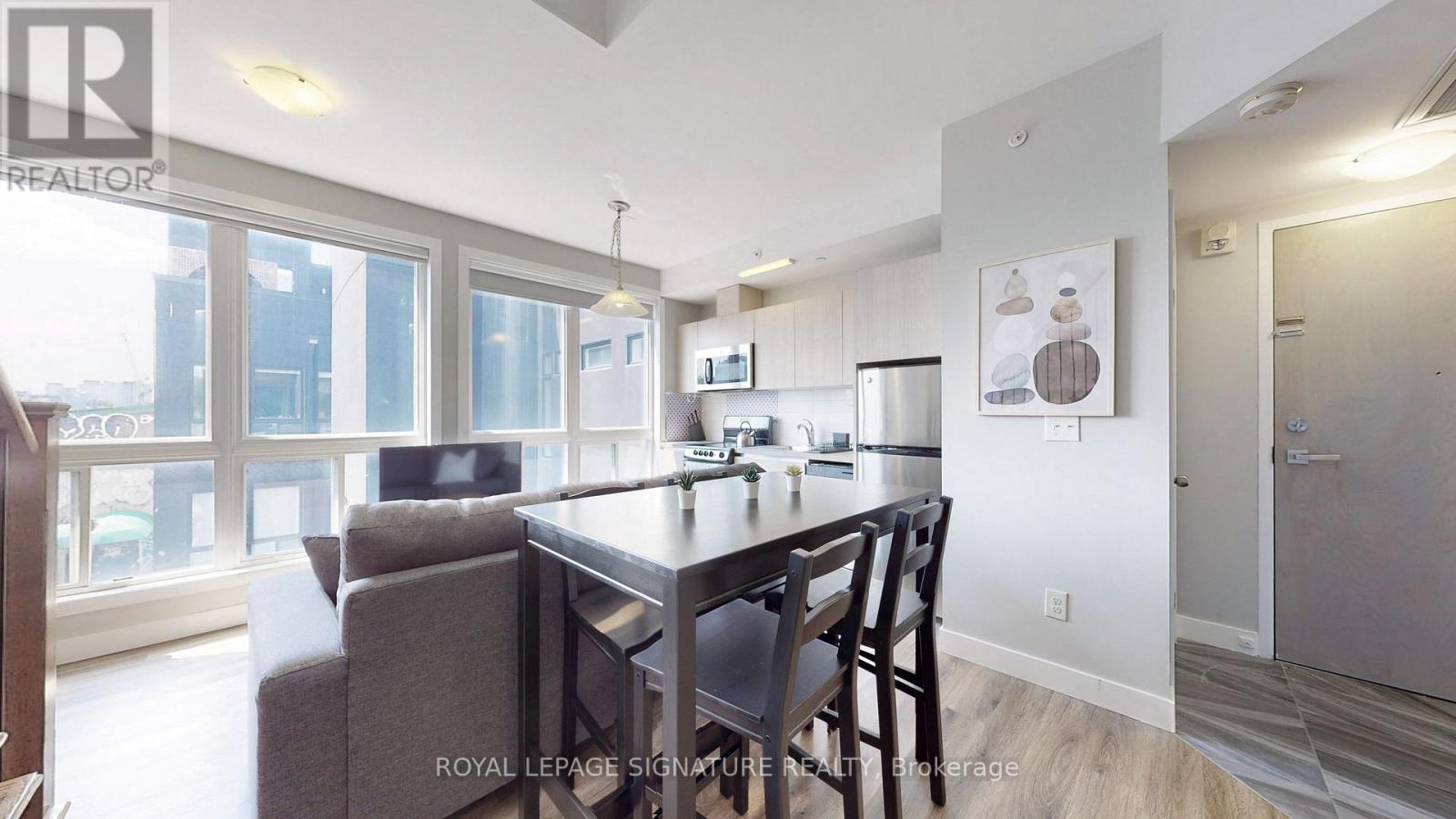 404 - 335 College Street, Toronto, Ontario  M5T 1S2 - Photo 5 - C12678568