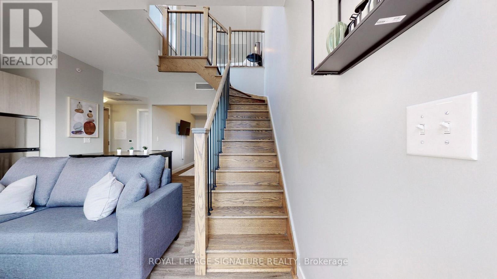 404 - 335 College Street, Toronto, Ontario  M5T 1S2 - Photo 9 - C12678568