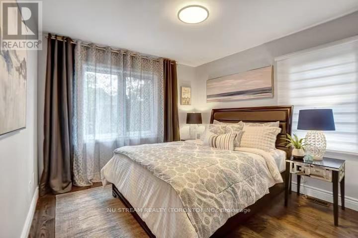 25 Duncannon Drive, Toronto, Ontario  M5P 2L9 - Photo 10 - C12678640