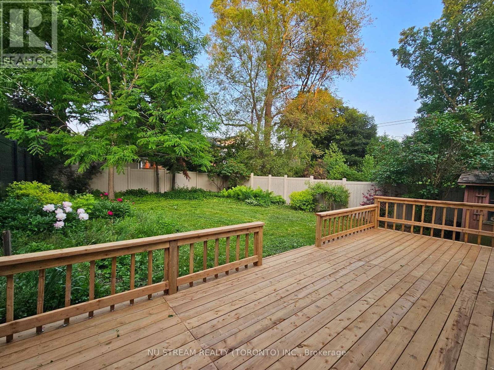 25 Duncannon Drive, Toronto, Ontario  M5P 2L9 - Photo 19 - C12678640