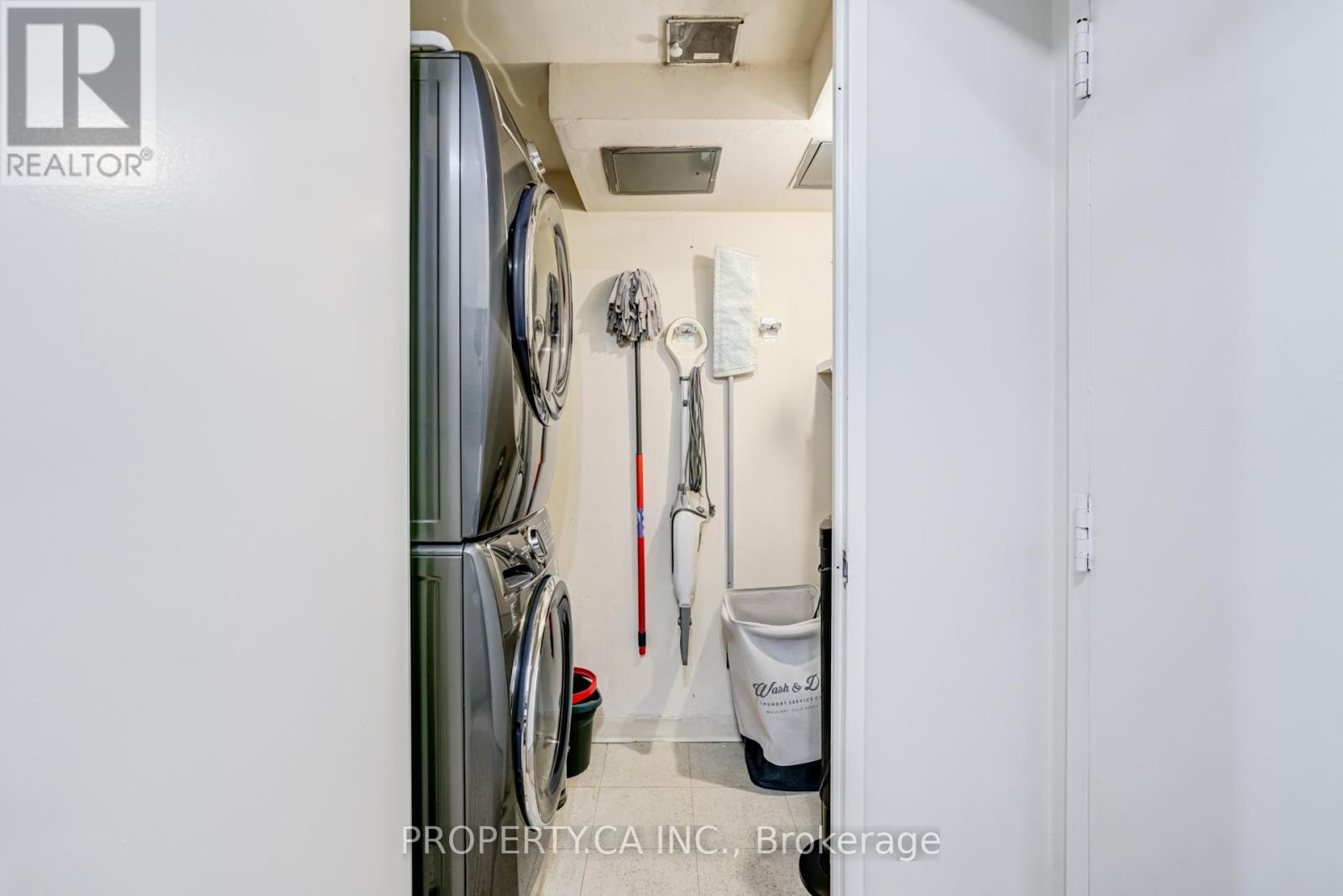 1516 - 2460 Eglinton Avenue E, Toronto, Ontario  M1K 5J7 - Photo 17 - E12678548