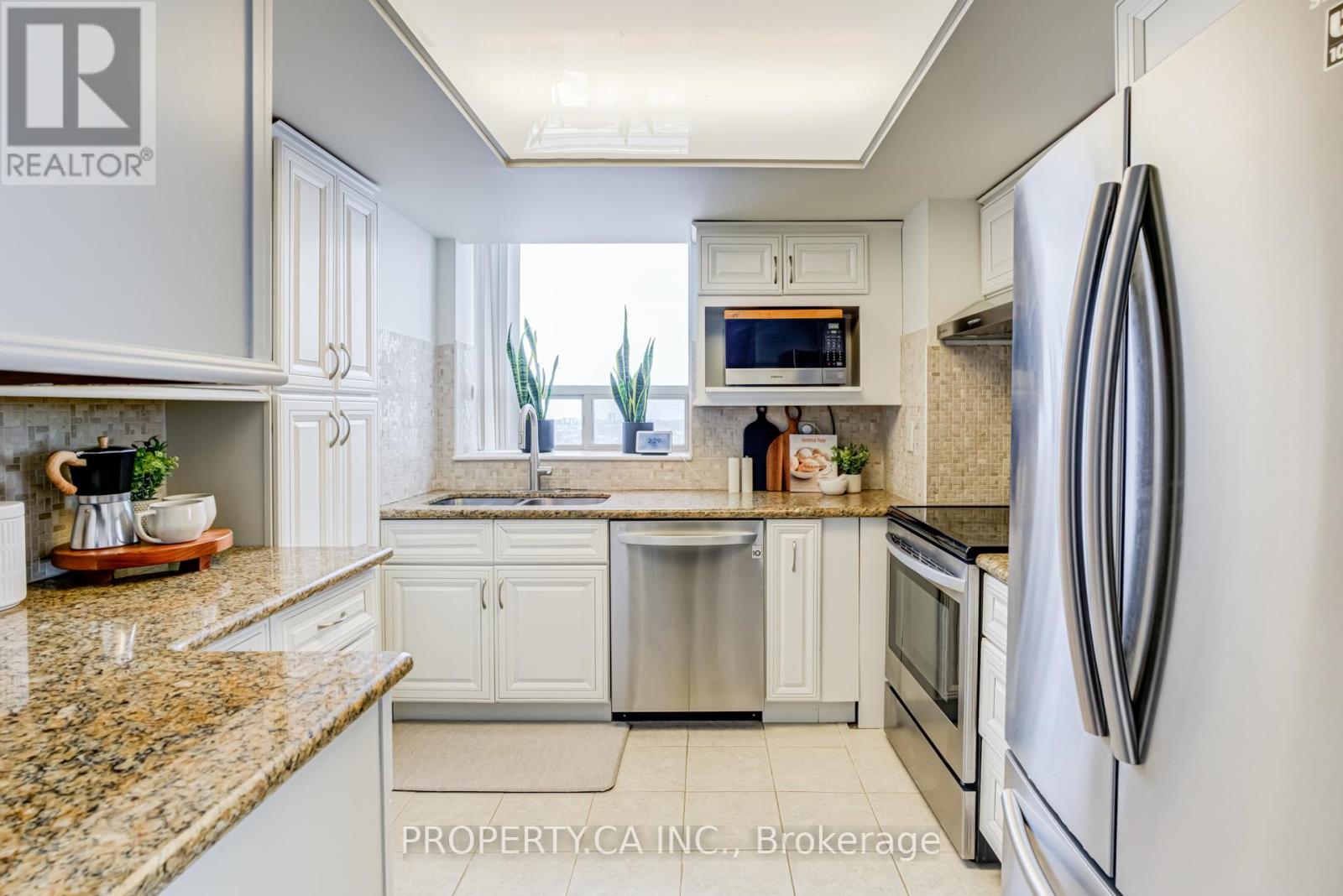 1516 - 2460 Eglinton Avenue E, Toronto, Ontario  M1K 5J7 - Photo 5 - E12678548