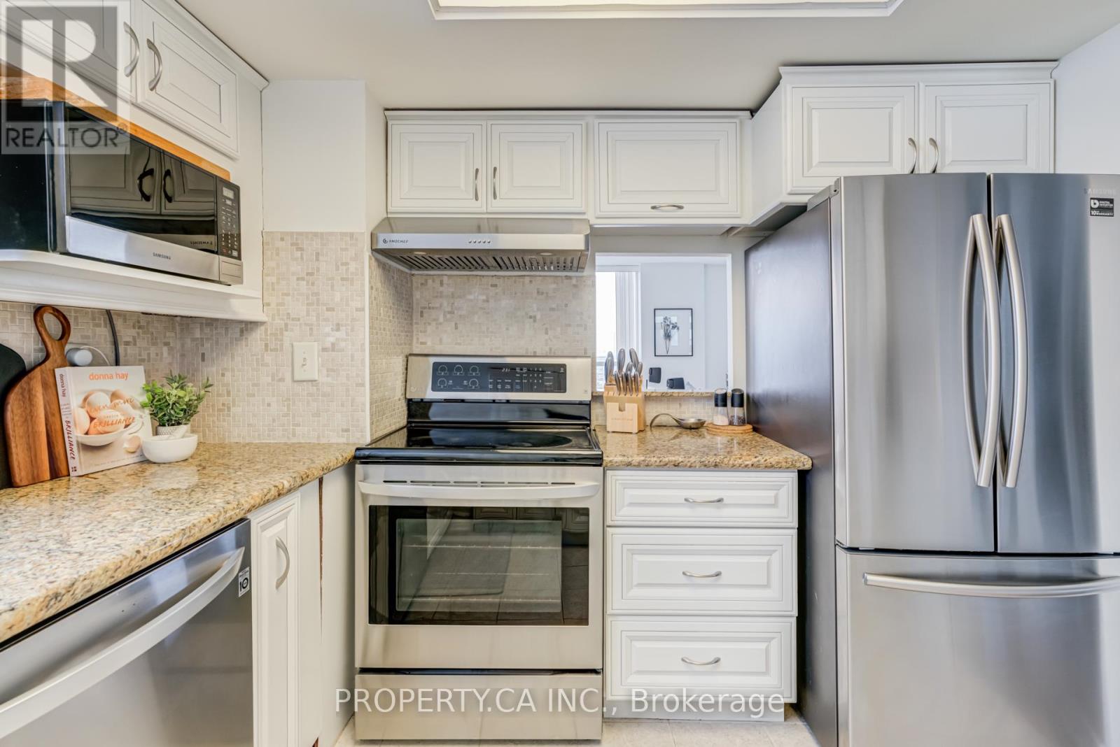 1516 - 2460 Eglinton Avenue E, Toronto, Ontario  M1K 5J7 - Photo 6 - E12678548