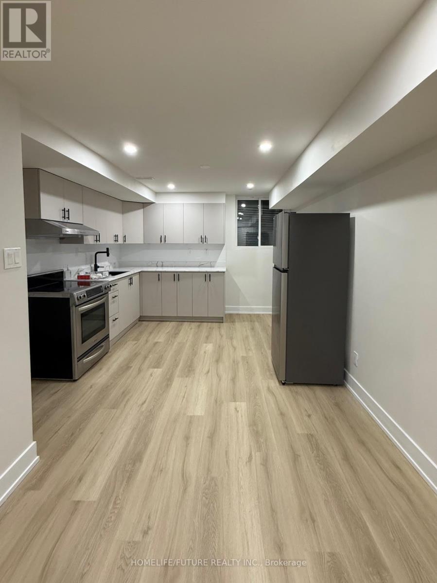 Bsmt - 304 Windfields Farm Drive, Oshawa, Ontario  L1H 7K4 - Photo 1 - E12678612