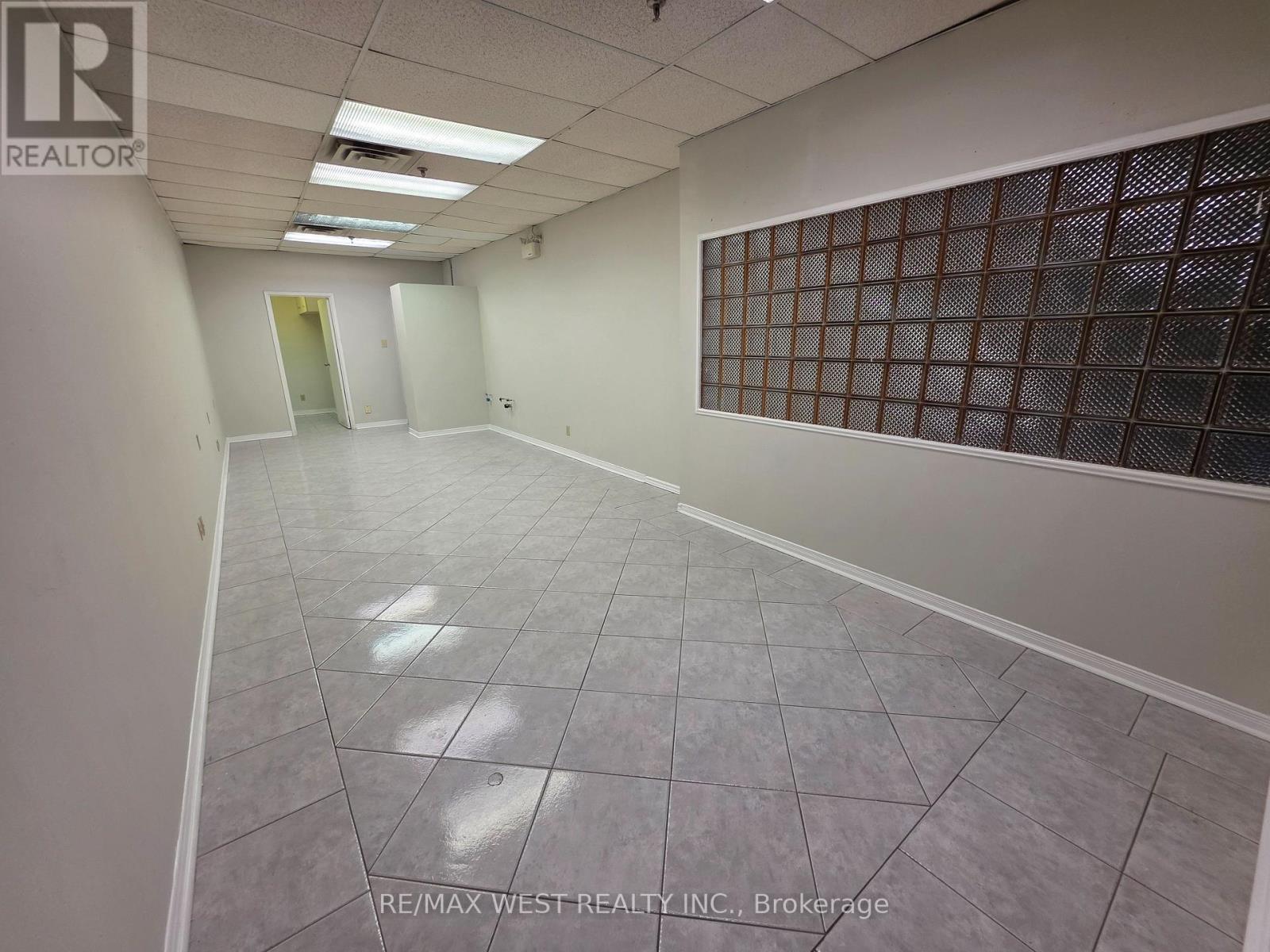 11 - 165 EAST BEAVER CREEK ROAD, Richmond Hill, Ontario