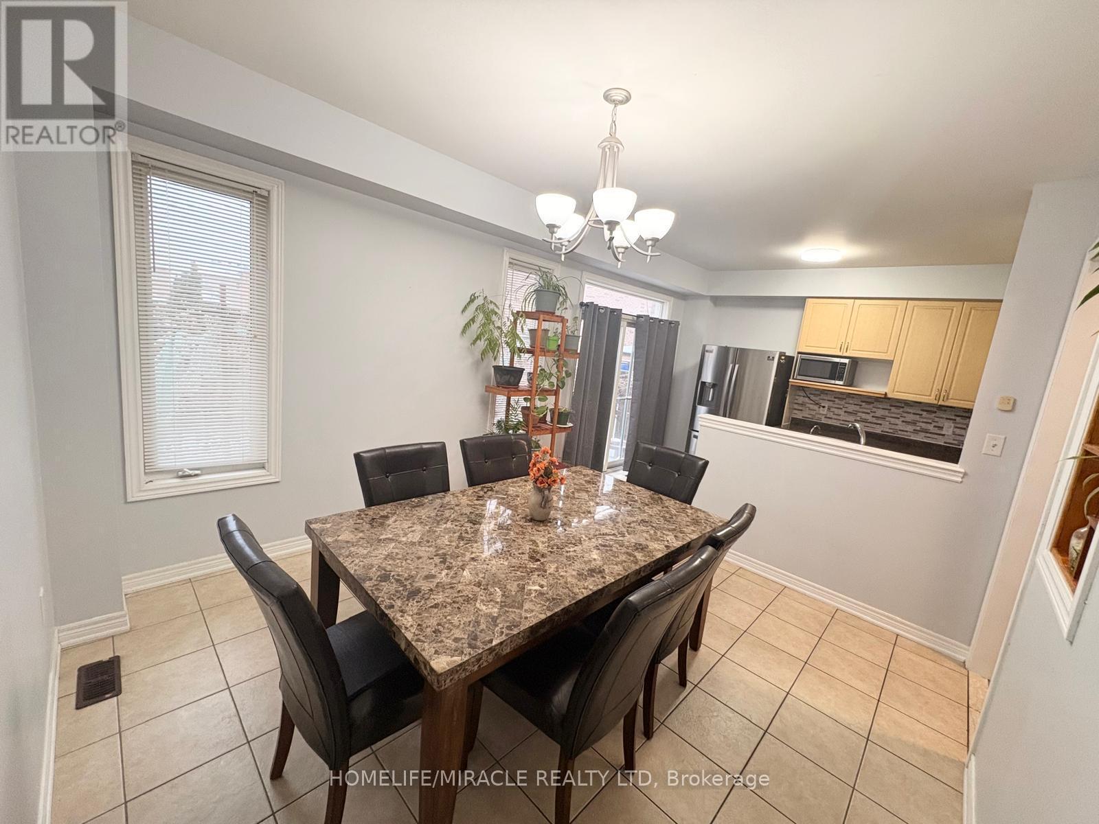 21 Percy Gate, Brampton, Ontario  L7A 3S1 - Photo 9 - W12676148