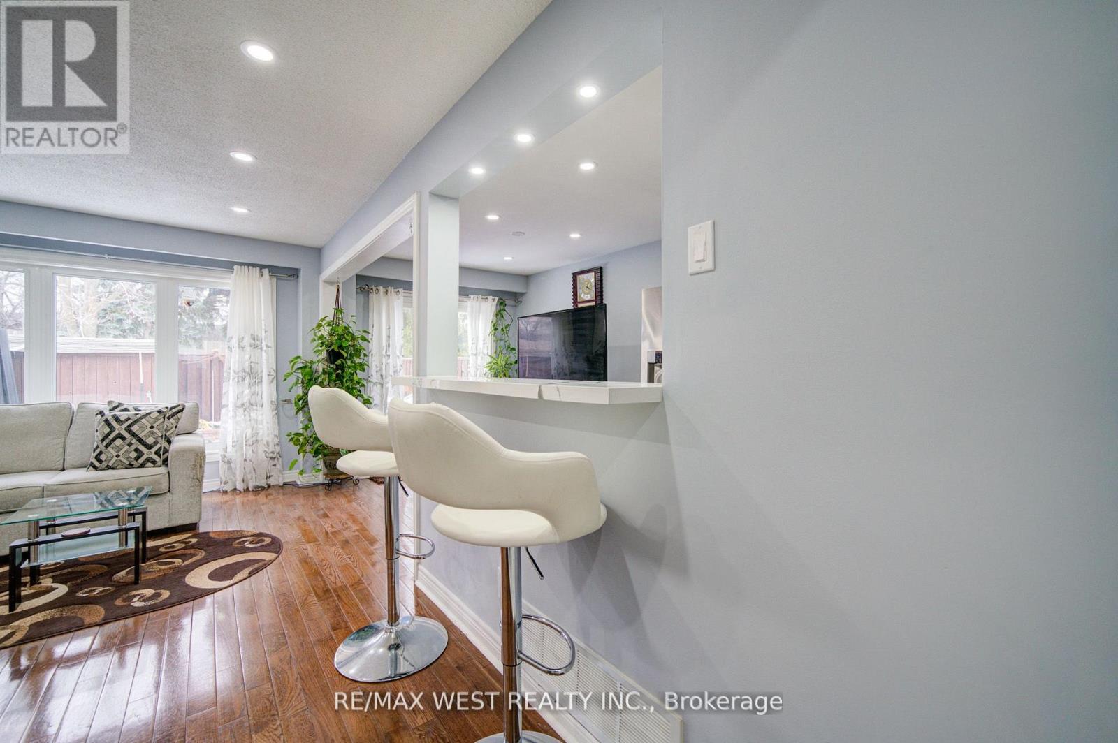 71 - 3525 Brandon Gate Drive, Mississauga, Ontario  L4T 3M3 - Photo 18 - W12678542