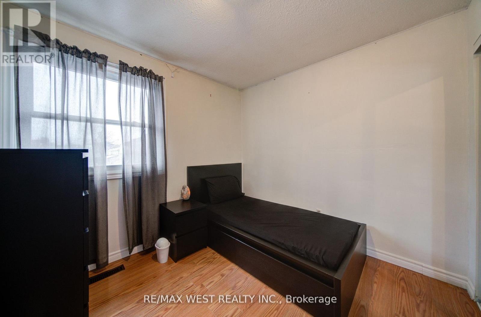 71 - 3525 Brandon Gate Drive, Mississauga, Ontario  L4T 3M3 - Photo 31 - W12678542