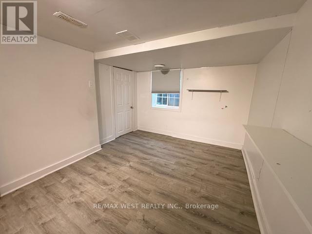 Bsmt - 33 Lappin Avenue, Toronto, Ontario  M6H 1Y3 - Photo 10 - W12678544