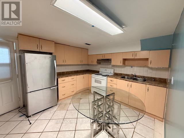 Bsmt - 33 Lappin Avenue, Toronto, Ontario  M6H 1Y3 - Photo 2 - W12678544