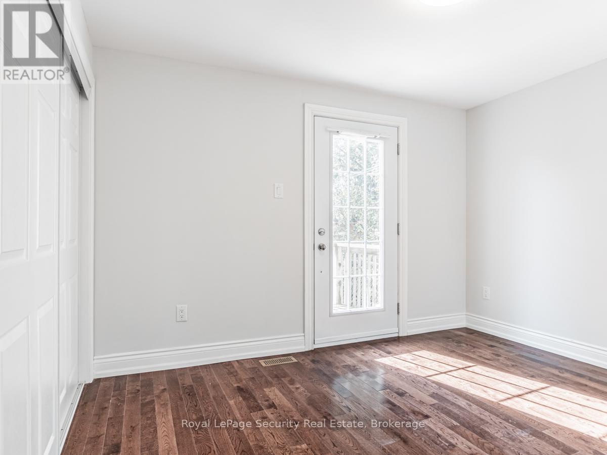 Main - 29 Morland Road, Toronto, Ontario  M6S 2M7 - Photo 23 - W12678578