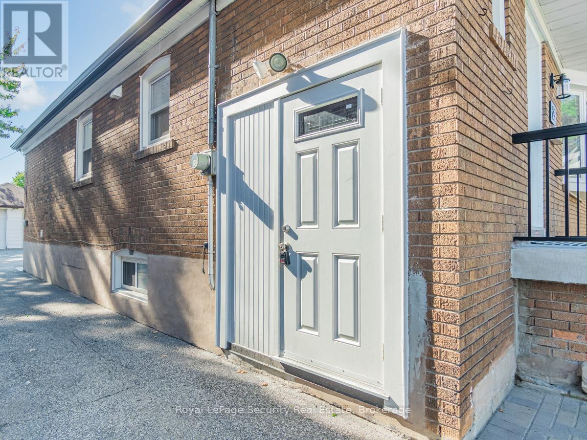 Main - 29 Morland Road, Toronto, Ontario  M6S 2M7 - Photo 31 - W12678578