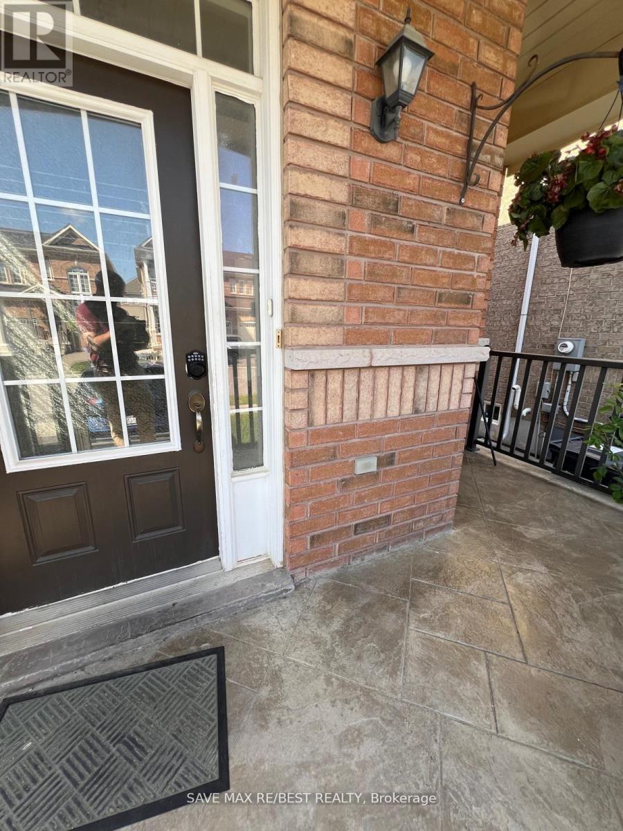 Upper - 70 Boundbrook Drive, Brampton, Ontario  L7A 0L9 - Photo 3 - W12678608