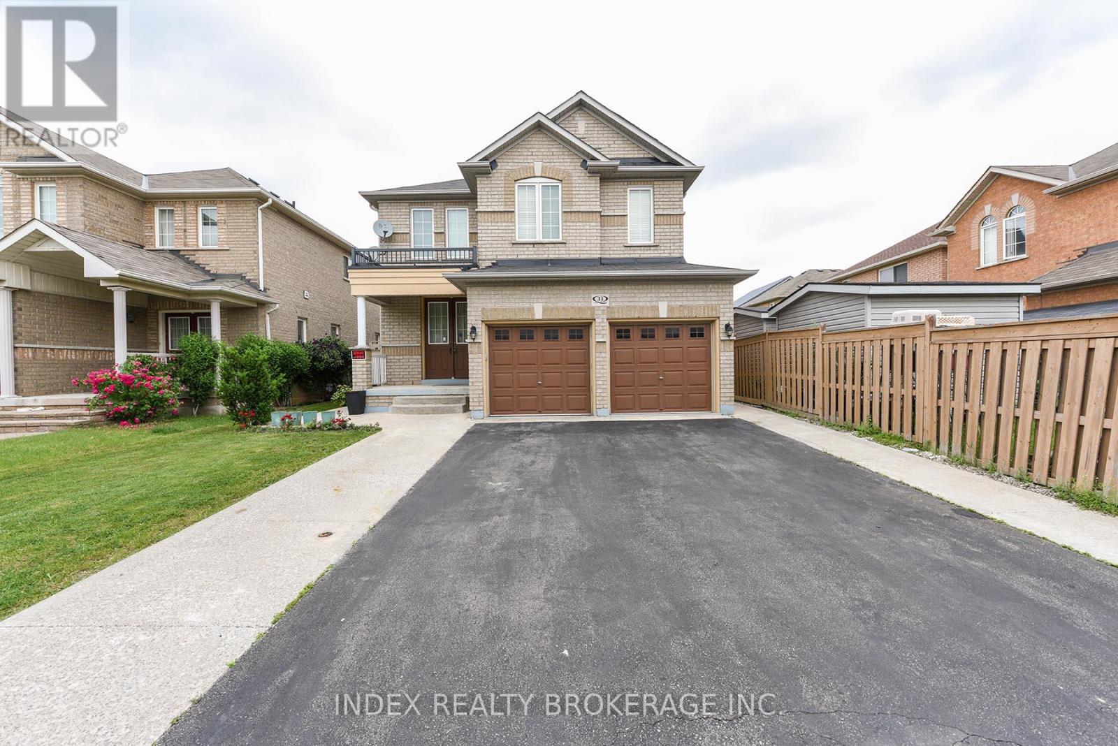 33 PORTSTEWART CRESCENT, Brampton, Ontario
