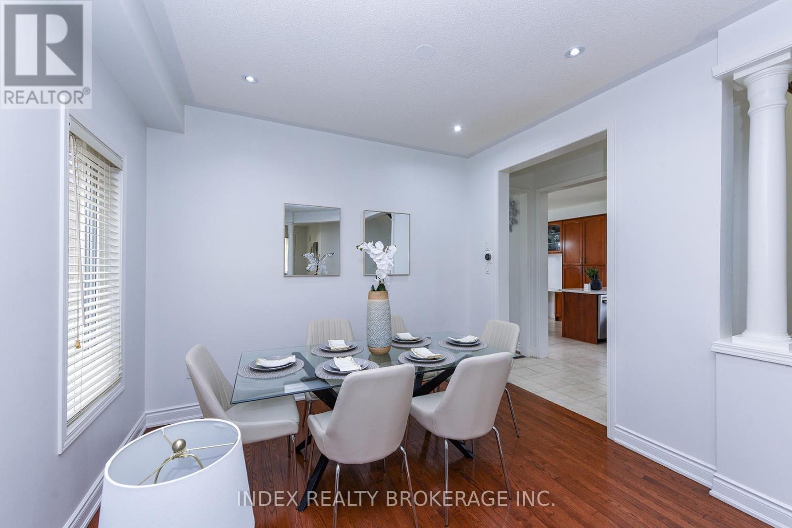 33 Portstewart Crescent, Brampton, Ontario  L6X 0R6 - Photo 11 - W12678630