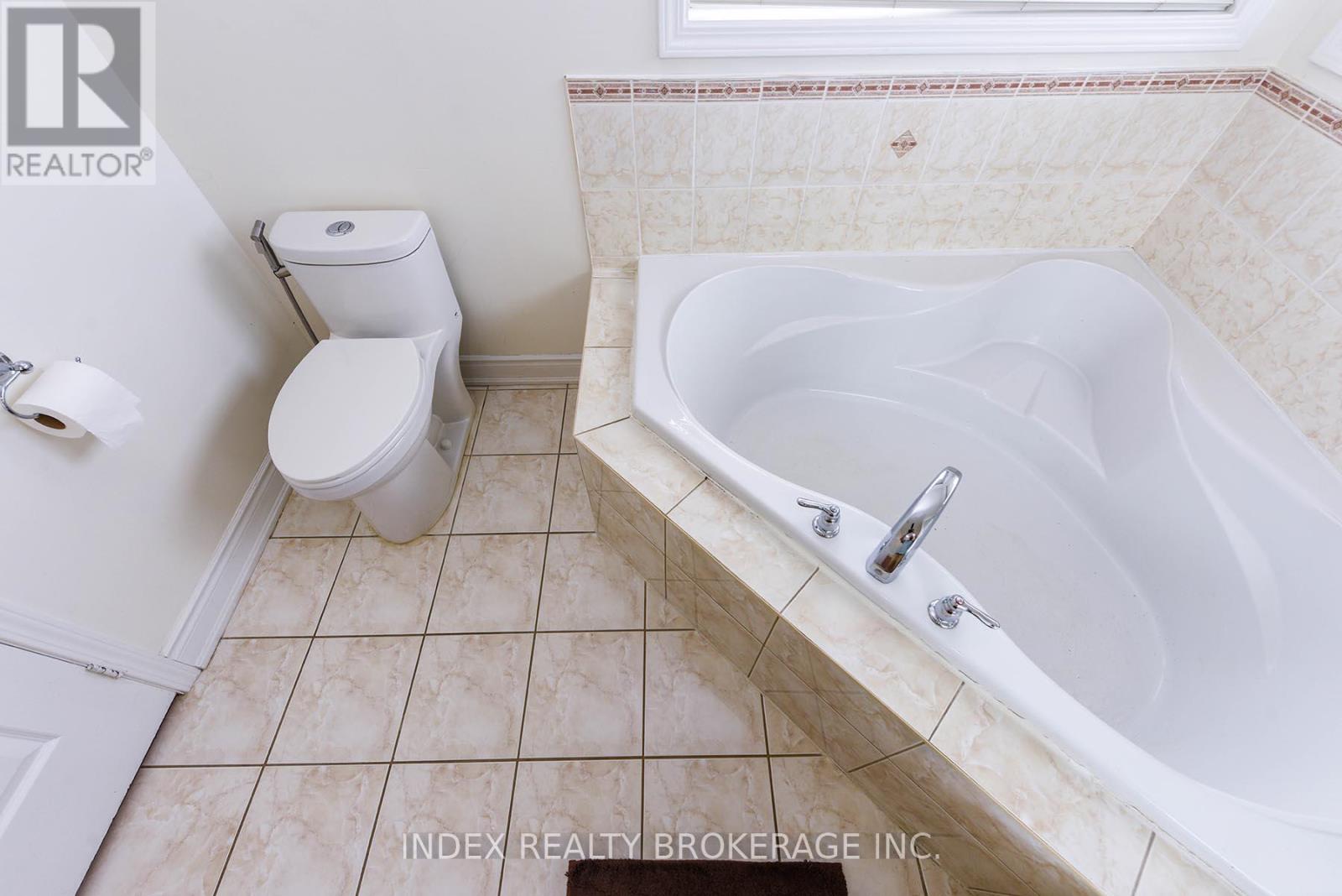 33 Portstewart Crescent, Brampton, Ontario  L6X 0R6 - Photo 35 - W12678630