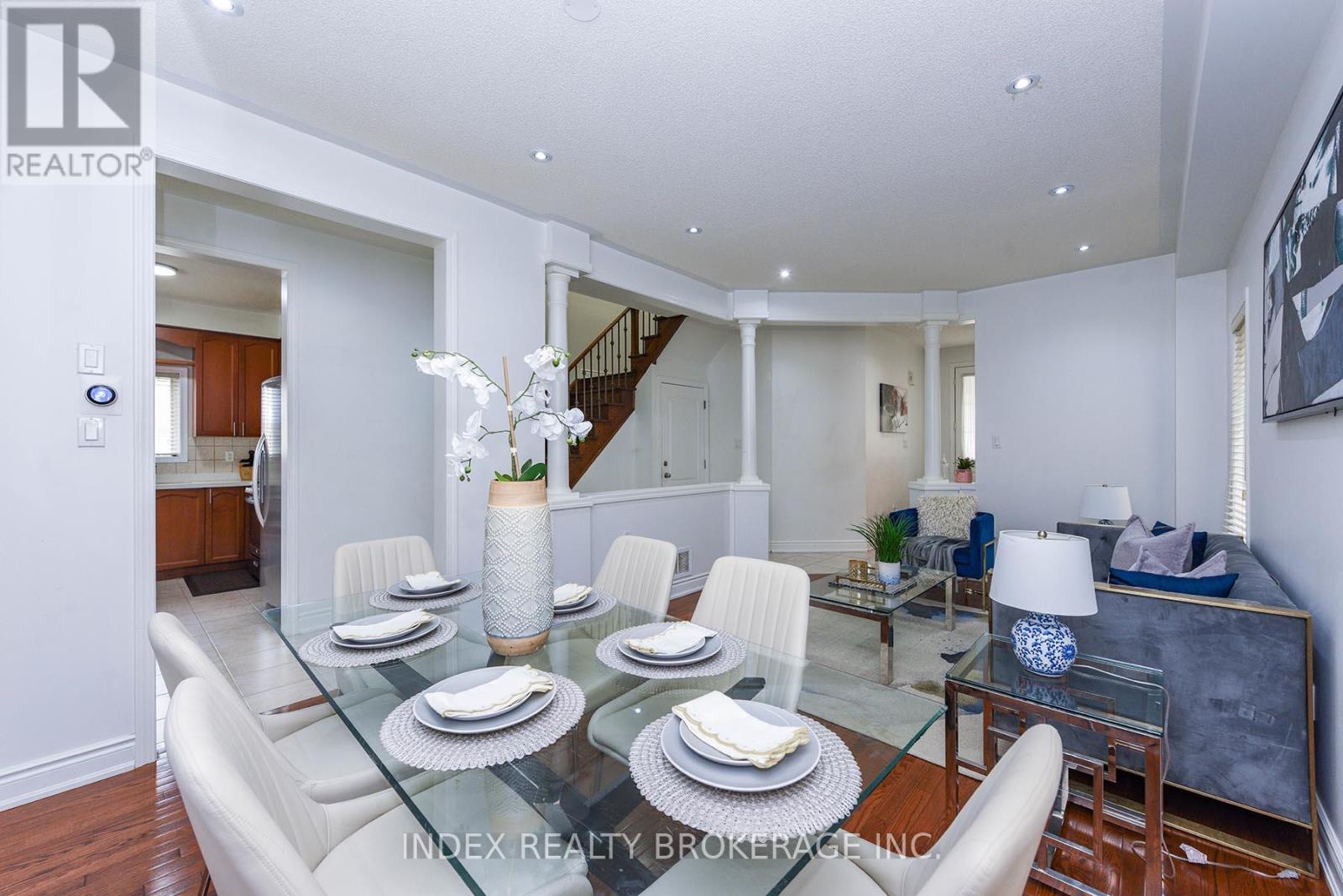 33 Portstewart Crescent, Brampton, Ontario  L6X 0R6 - Photo 9 - W12678630