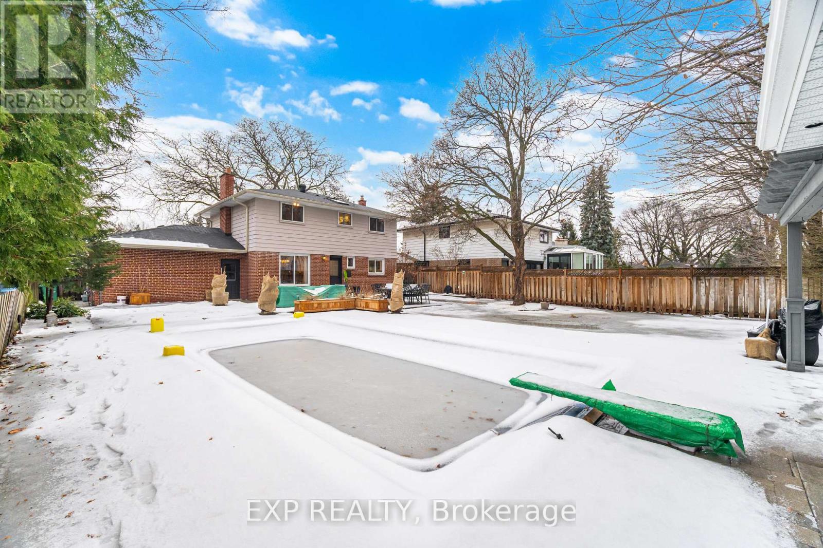 298 Edrich Court, Mississauga, Ontario  L5A 1R3 - Photo 25 - W12678644