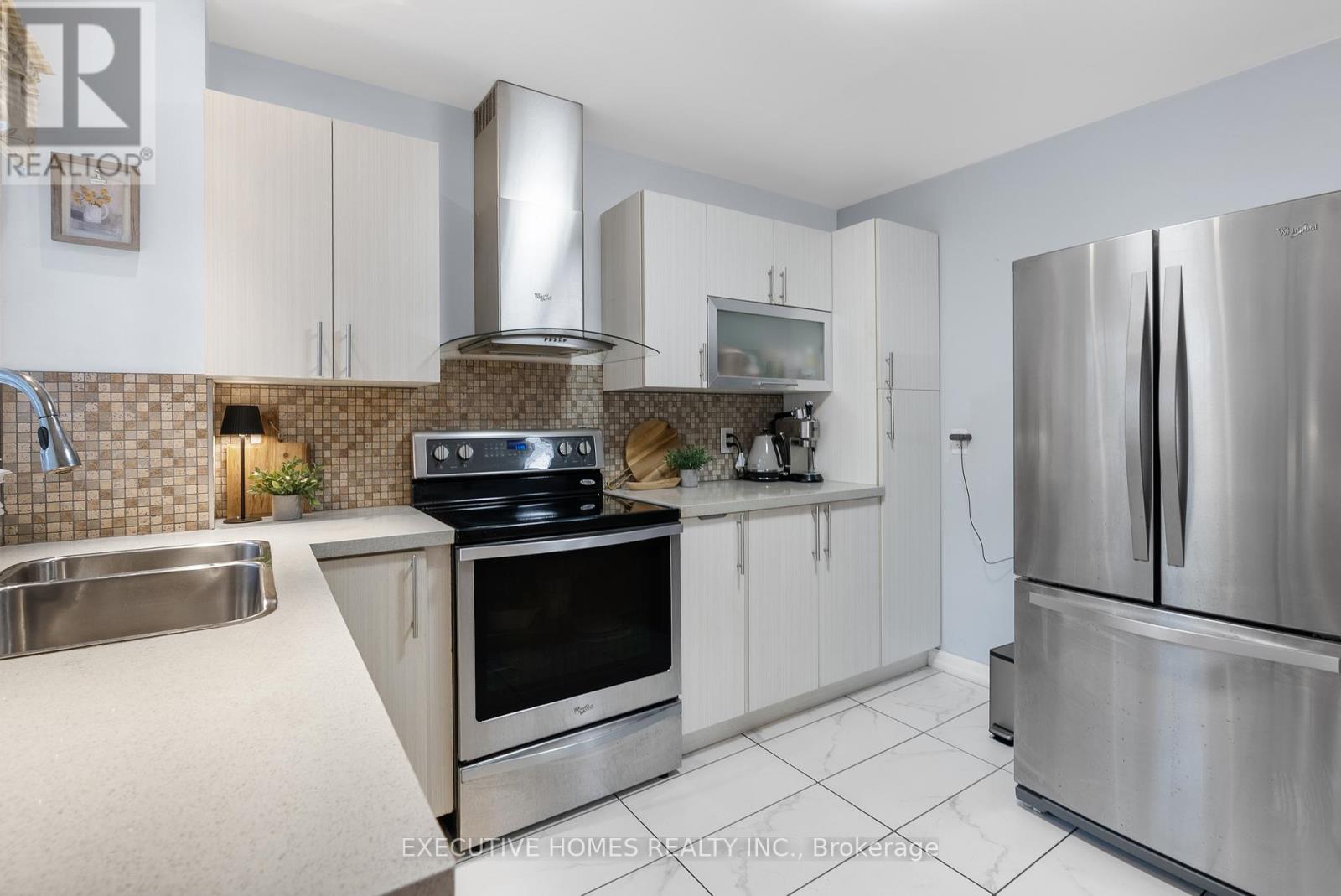 582 Upper James Street, Hamilton (Southam), Ontario  L9C 2Y6 - Photo 17 - X12678636