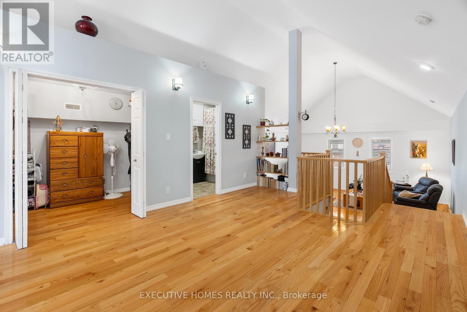 582 Upper James Street, Hamilton (Southam), Ontario  L9C 2Y6 - Photo 21 - X12678636