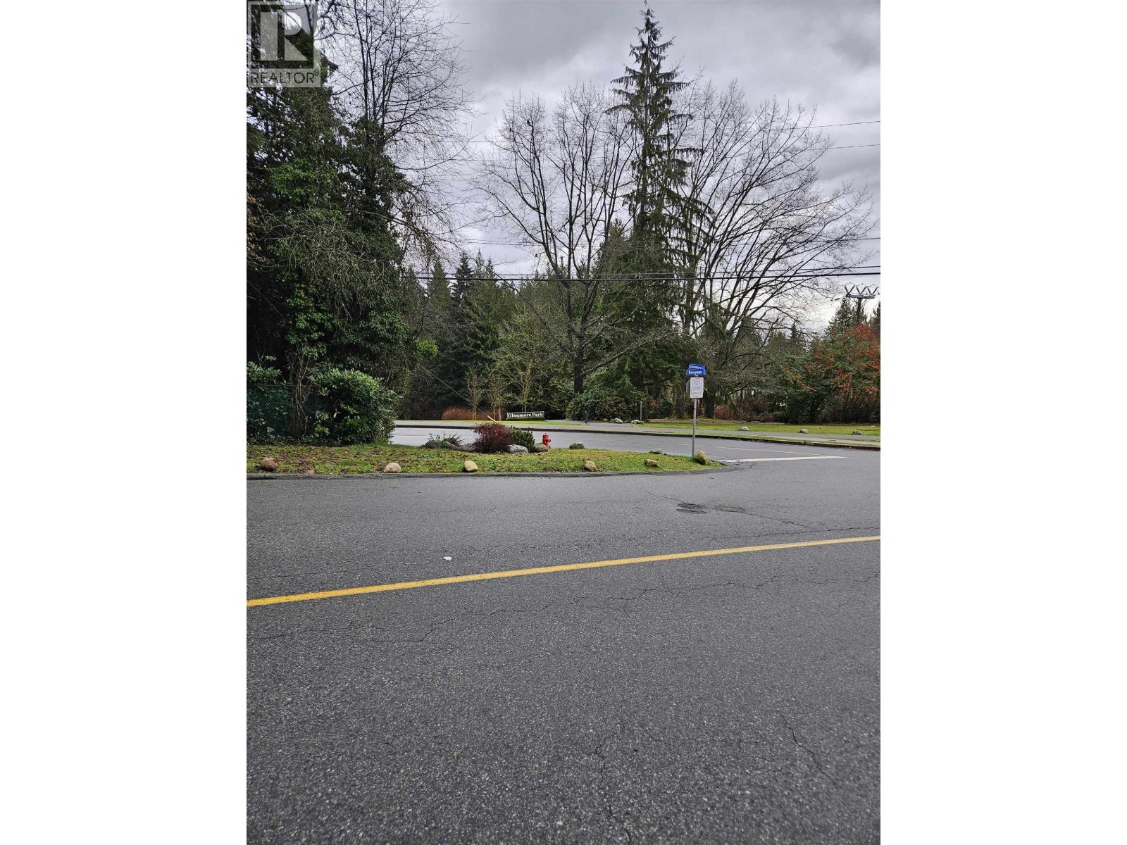 111 Bonnymuir Drive, West Vancouver, British Columbia  V7S 1L4 - Photo 3 - R3077440