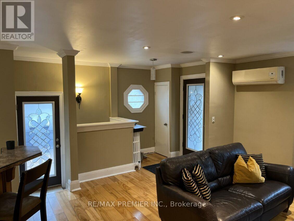 115 Raglan Street, Newmarket, Ontario  L3Y 4B2 - Photo 10 - N12677534